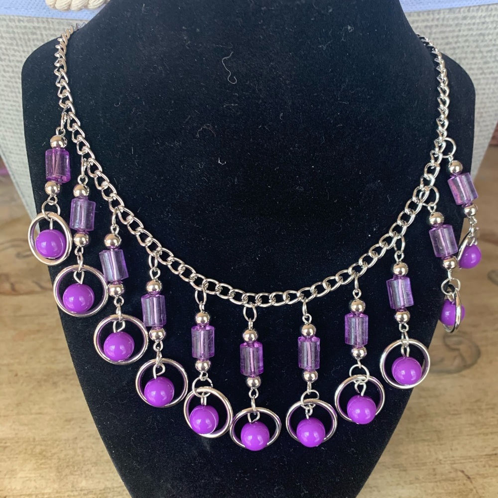 Gorgeous necklace & earrings